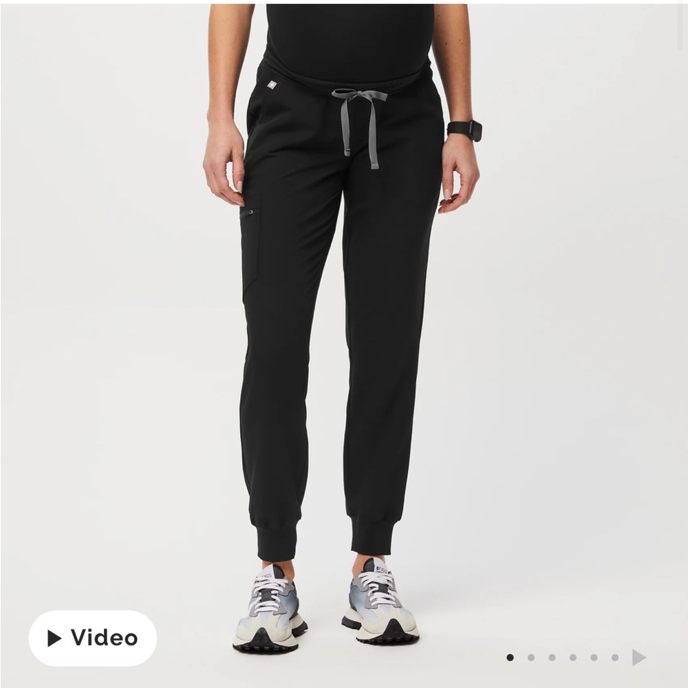 Figs Maternity Zamora Scrub Joggers